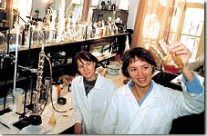 The staff of Butlerov Chemistry Institute in the laboratory